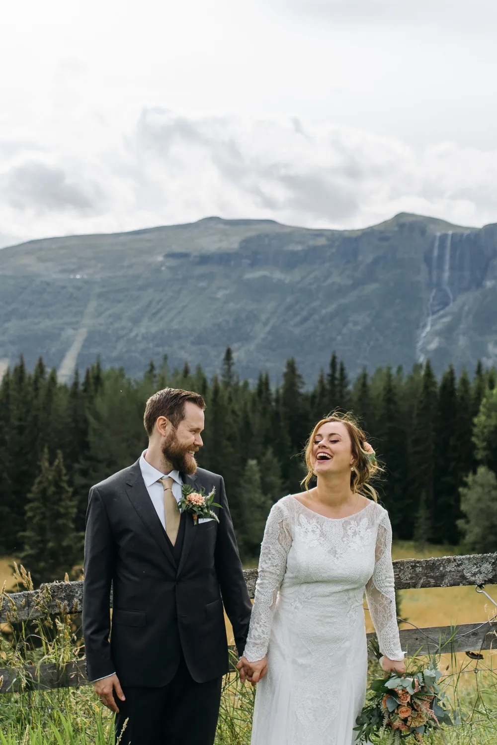 Sigrid & Elias, Hemsedal, Norway, frame 5