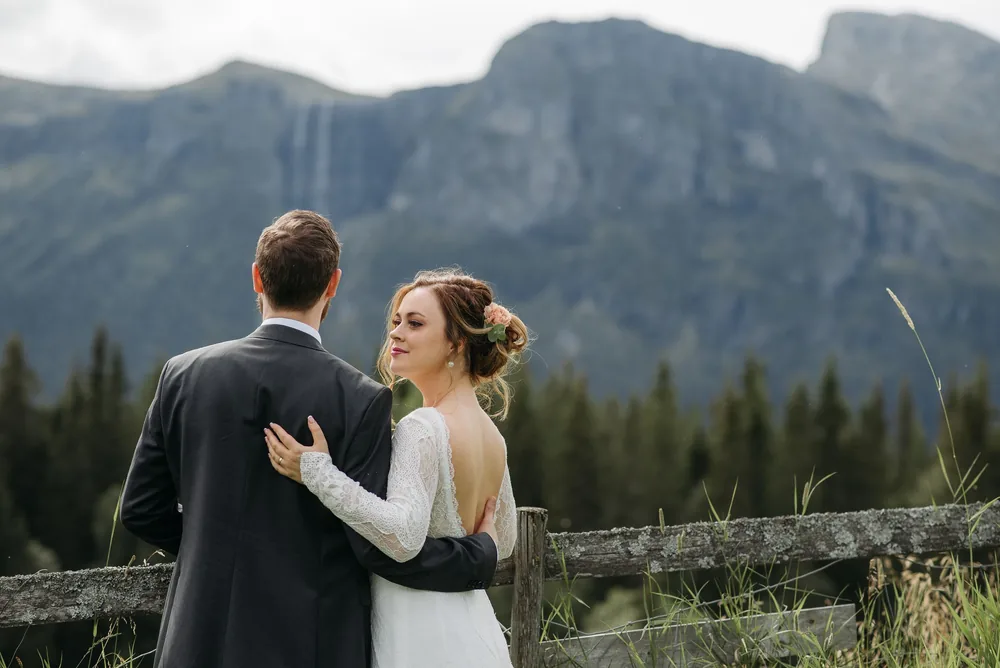 Sigrid & Elias, Hemsedal, Norway, frame 7