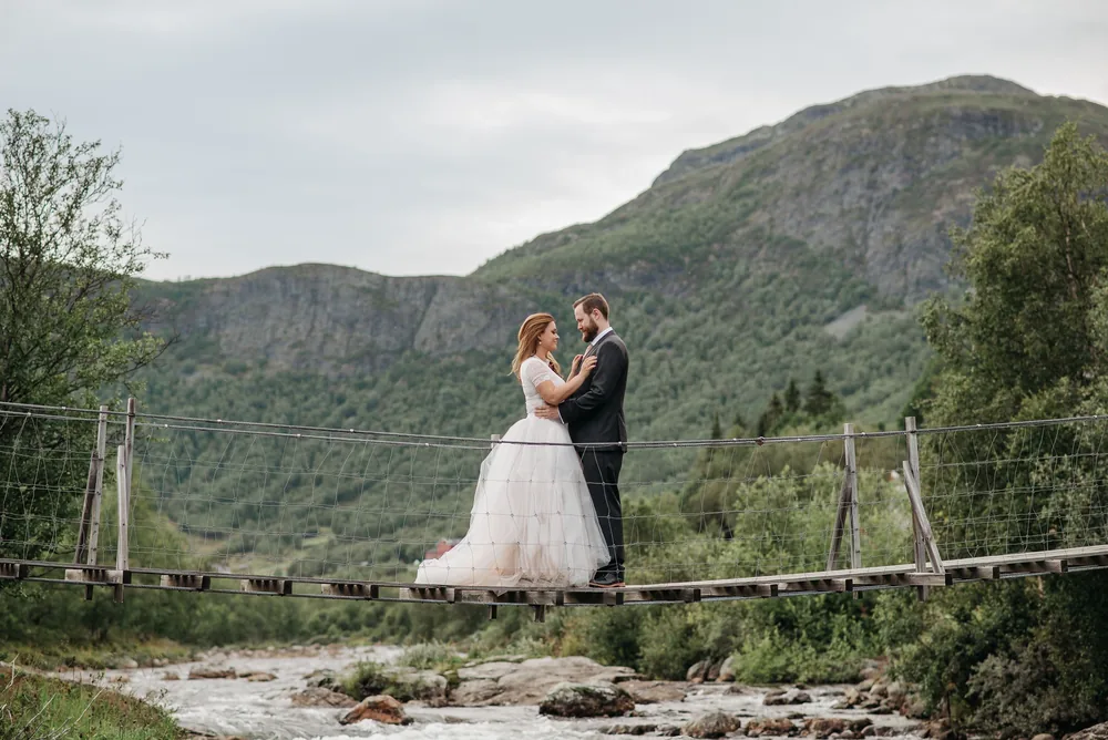 Sigrid & Elias, Hemsedal, Norway, frame 9