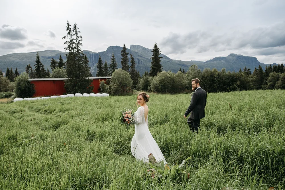 Sigrid & Elias, Hemsedal, Norway, frame 10